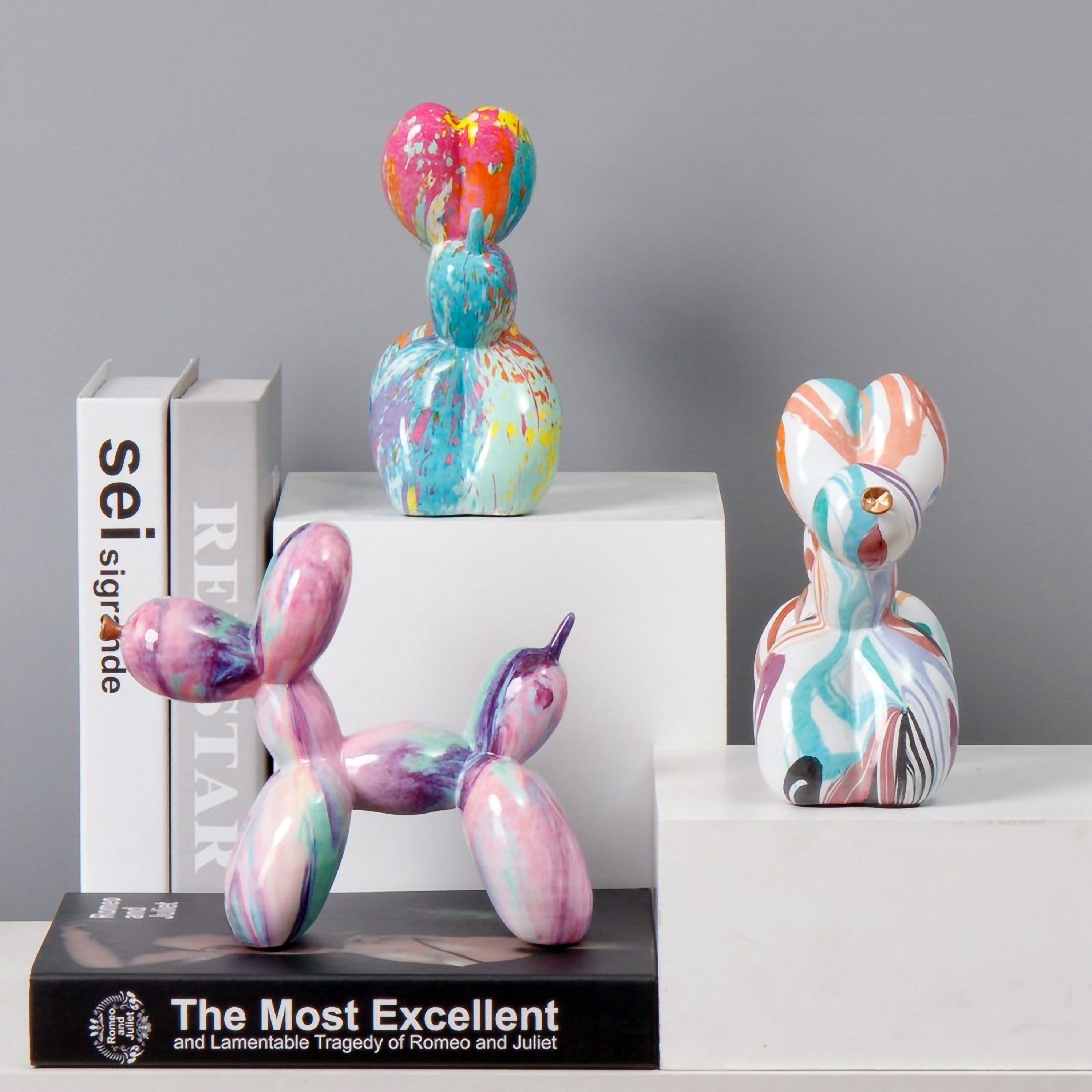 Fluid Balloon Dog Resin Decoration Creative Living Room Home Crafts Desktop Decoration